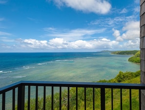 Sealodge E8 | Sealodge Kauai condos 2 - Sealodge E8 | Sealodge Kauai condos | view from lanai to Kilauea lighthouse