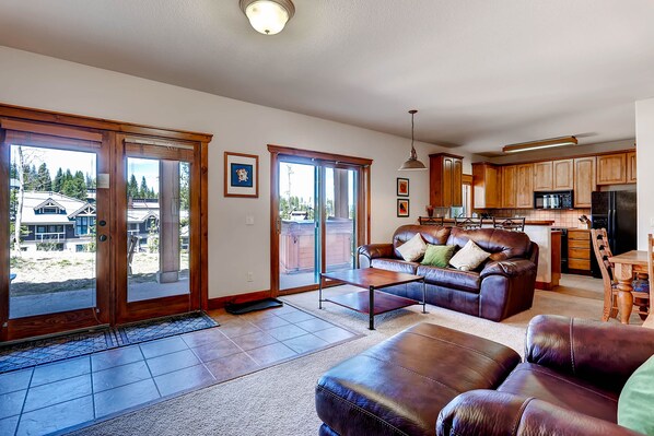 Living Room looking at Snowflake Run - Living Room