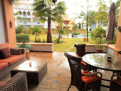 luxury frontline beach ground floor apartment with seaviews, internet, 4 pools