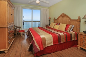 Master Bedroom with Gulf View, Flat Panel TV & DVD Player