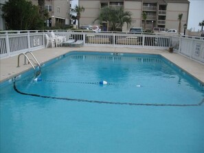 Pool.