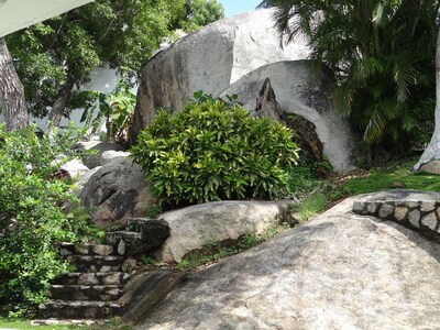 Hermosa casa en Las Brisas Acapulco, vista increíble. 3 personas Servicio incluido