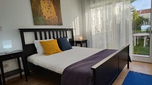 Bedroom with Queen Size bed. New management in 2024.