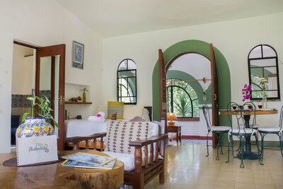 Villa El Nido-Fab Ubicación-Ubicado en exuberante vegetación-ideal 4 parejas-gran piscina