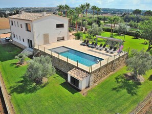 Finca in Muro with pool and views of the countryside. Sastre 024