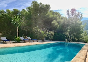 Villa Petunia. Ibiza. Ideal for sunbathing
