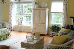 Sitting area 
TV in armoire 
