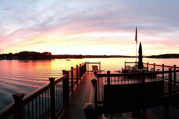 Amazing Smith Mountain Lake Sunsets!
