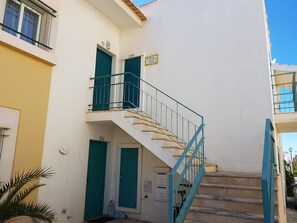 Escada Acesso ao apartamento