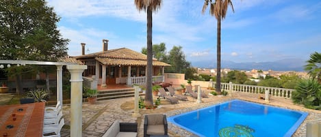 Piscina, terraza, vistas, mar, tranquilidad