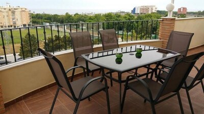 OLIMPO PENTHOUSE WITH POOL AND BARBECUE, WITH SEA VIEWS 5 MINUTES FROM THE BEACH