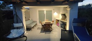 屋外ダイニングエリア