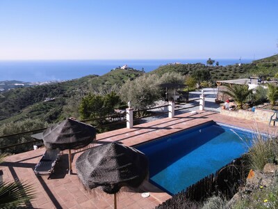 Luxury apartment "La Bodega" - with free WiFi, living garden and sea view 