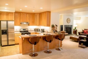 Living kitchen area