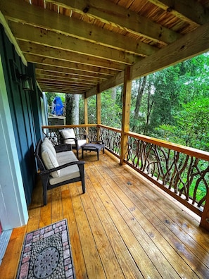 Private Deck