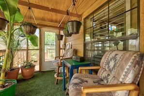 Too hot? Too sunny? This sunshaded Grdn Room w/tropicals is always just right!