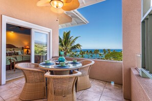 Master bedroom opens to the lanai.