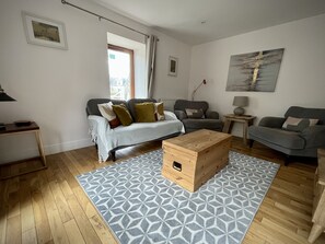 Sitting area.
