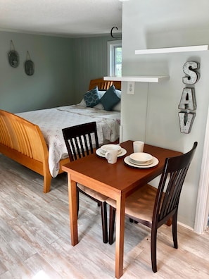 Dining area. Moved to patio in real life. New photos soon.