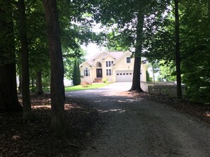 Tranquil setting with a private entrance and plenty of parking on an acre.