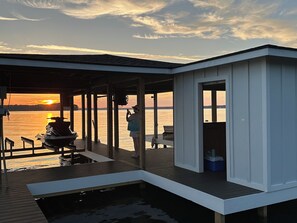 Welcome to the best sunsets on Lake Gaston!