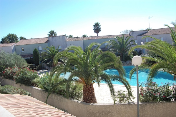 Vue sur piscine