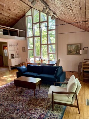 Living Room Alt. View
