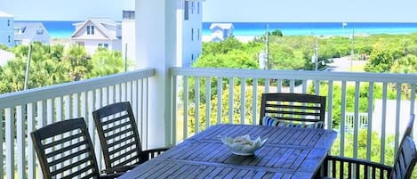 Breakfast, lunch and dinner views from your balcony!