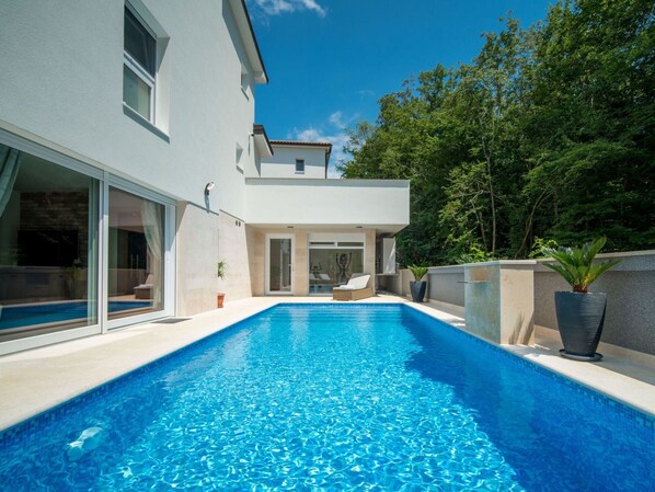 Piscine, Propriété, Maison, Bâtiment, Immobilier, Domicile, Biens, Villa, Zone Résidentielle, Loisir