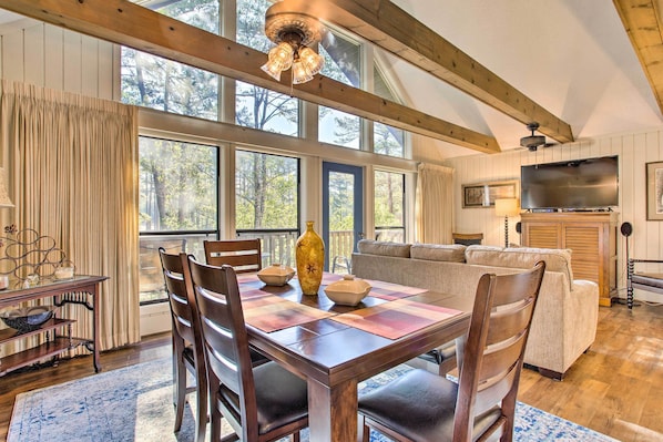 Salem Vacation Rental | 1BR | 2BA | 1,000 Sq Ft | Stairs Required