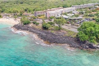 Ocean Views/Mountain Views!!! - Best Price - 2 Bedroom/Bath - Beach across road!