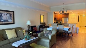New floor throughout, no carpets left.  Whole condo freshly painted recently.