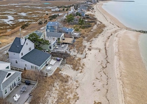 Bird's eye view of the area with awesome sea view.