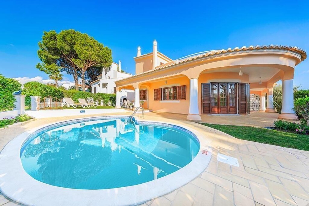 Picture of villa