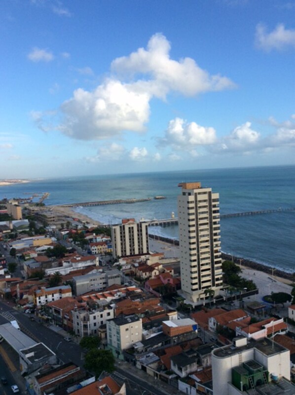 Vista para praia/oceano