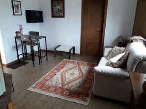 Kayenne 1 dining area