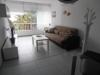 FANTASTIC LOFT APARTMENT ON THE BEACH WITH ALL SERVICES (WIFI, A / C)
