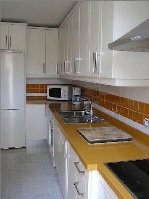 Modern fully equipped kitchen!!!