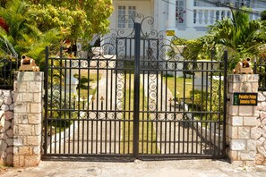 Paradise Palms Jamaica Villa Montego bay Jamaica entrance to villa