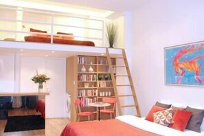 Room 1 and 2: Overview