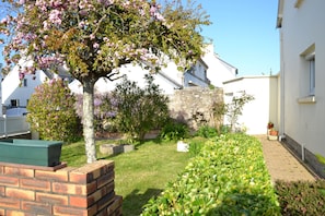 Private garden
