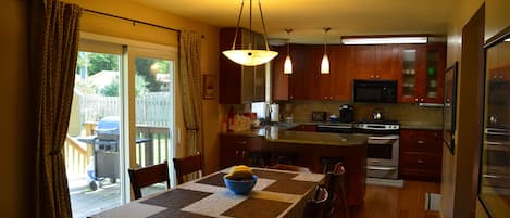 Dining Room and Kitchen