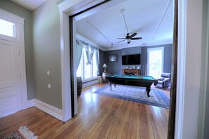 Spielezimmer