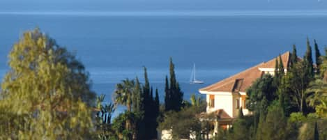 Villa del Gato enjoys lush gardens and a stupendous panorama to Gibraltar