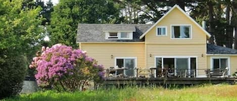 Mendocino Oceanfront Vacation Rental