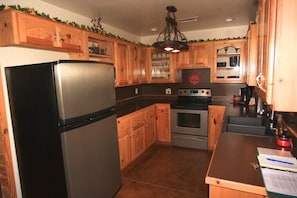 Fully stocked kitchen. All you need to bring is food! 