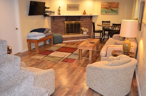 Downstairs Family / TV room