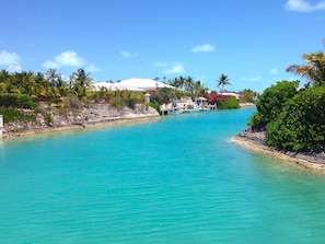 Canal front living in Turks and Caicos