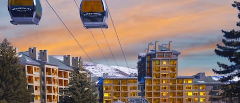 Direct gondola access to your door!  Ski/boot valet too.  Luxury at its best! 