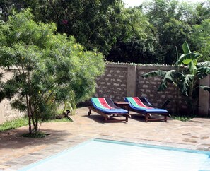 Utomhuspool
